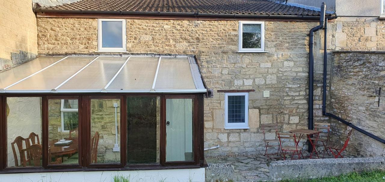 Quirky Cottage - Dogs Welcome Corsham Buitenkant foto