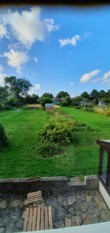 Quirky Cottage - Dogs Welcome Corsham Buitenkant foto